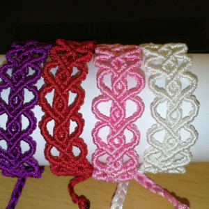 macramé náramek